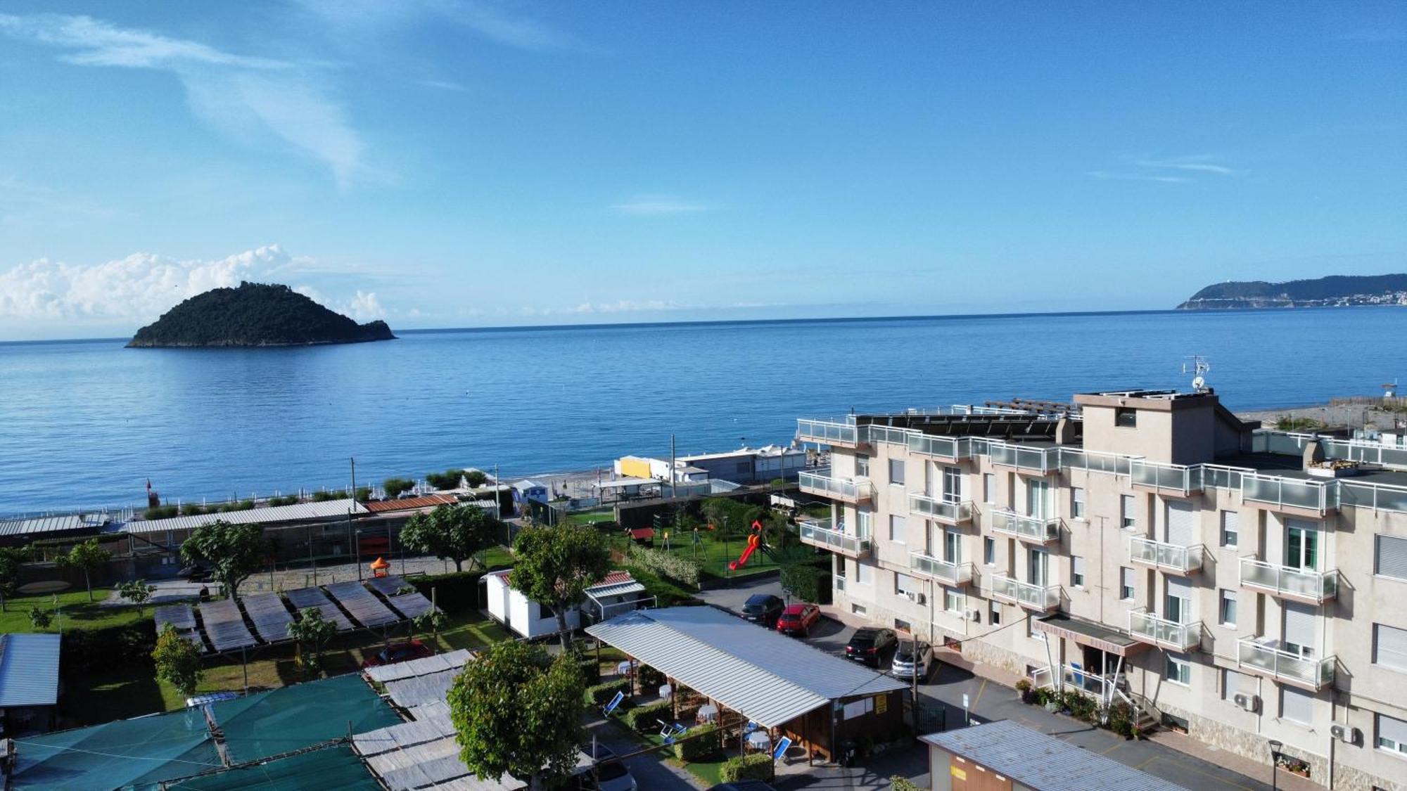 ألبينغا Residence Riviera المظهر الخارجي الصورة